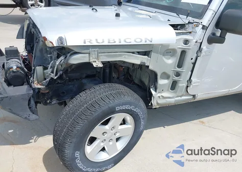 2010 Jeep Wrangler Unlimited Rubicon z USA, uszkodzony, nr VIN 1J4HA6H11AL221245